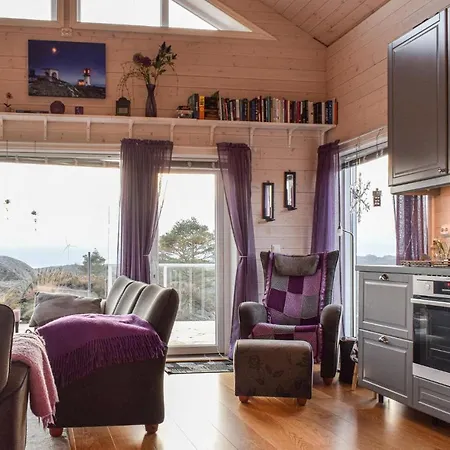 Stunning In Lindesnes W/ 6 Bedrooms Ramsland