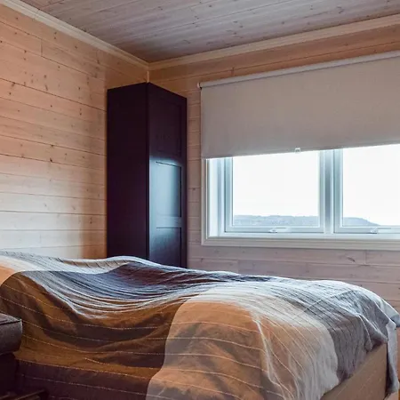 Stunning In Lindesnes W/ 6 Bedrooms * Ramsland